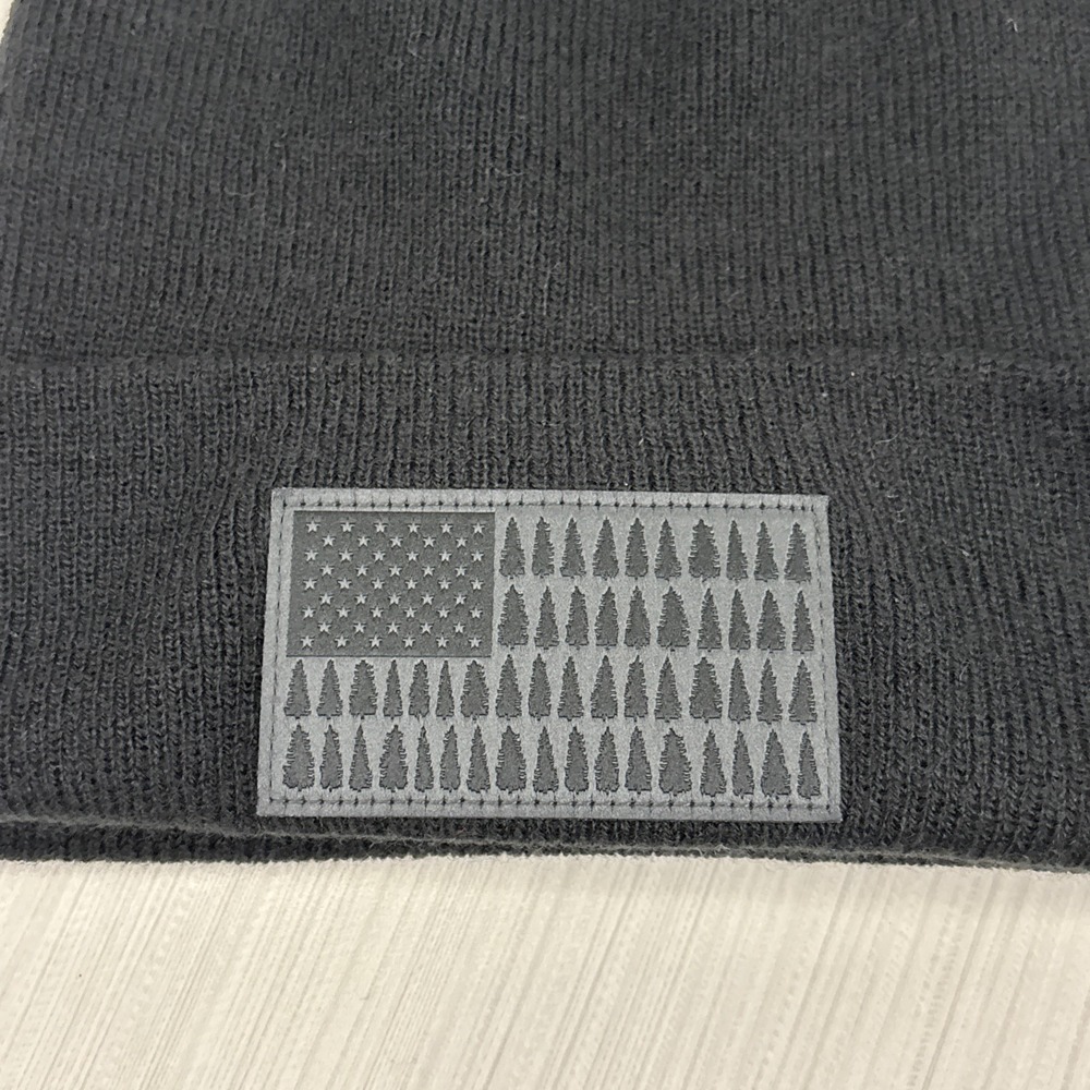 Columbia Tree Flag Cuffed Beanie Black/Black Winter Cap One Size NEW - Picture 3 of 4